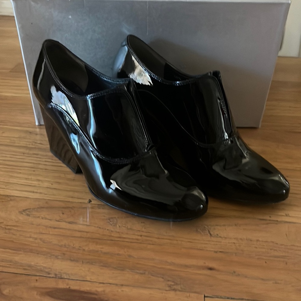 Patent leather Robert Clergerie shoes